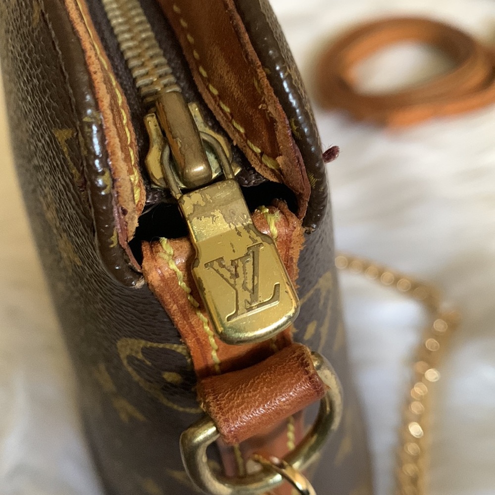Louis Vuitton Drouot Monogram Crossbody Bag - Picture 6 of 16